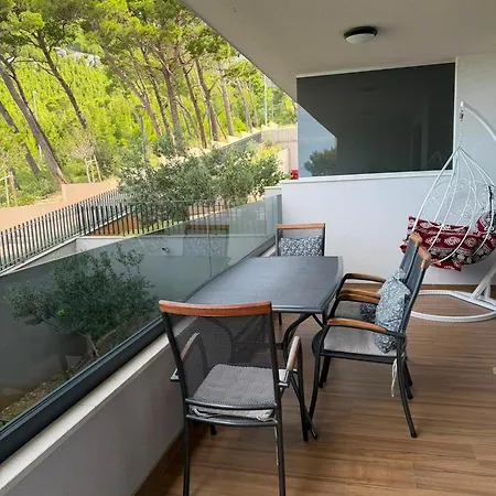 Bura 1- With Hot Tub * Makarska